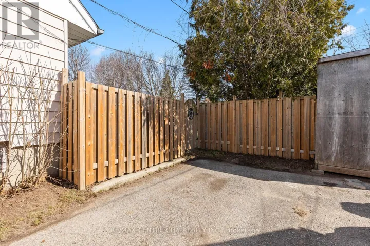 292 PAARDEBERG CRESCENT, London East (East C), Ontario N5Y1C1