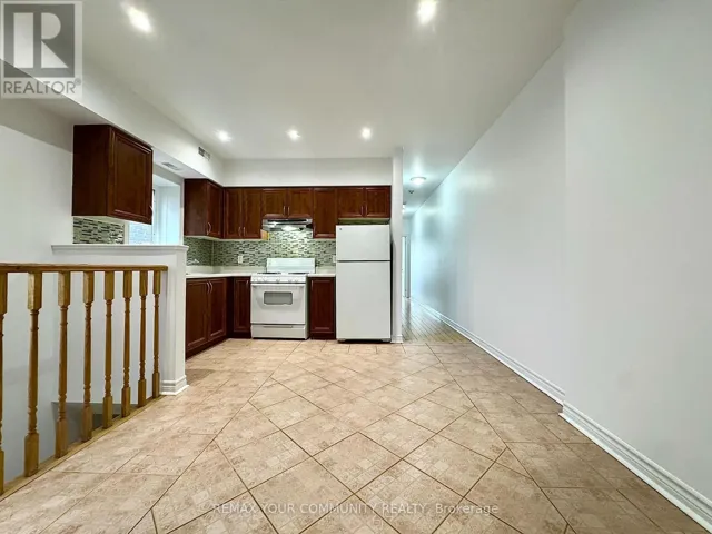4 - 2417 DUNDAS STREET, Toronto (High Park North), Ontario M6P1X3