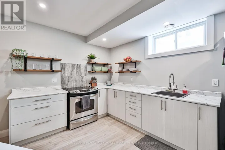 1068 XAVIER STREET, Gravenhurst (Morrison), Ontario P0E1G0