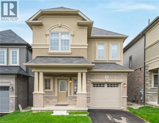 32 GEORGE BRIER Drive W, Paris, Ontario N3L0L3
