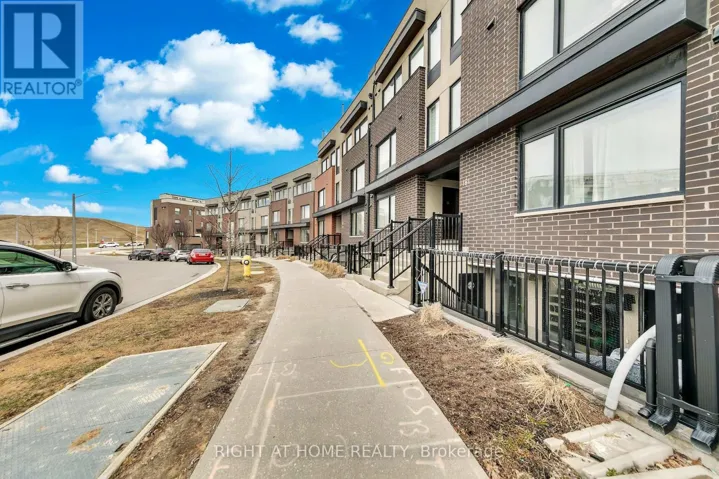5 - 181 WILLIAM DUNCAN ROAD, Toronto (Downsview-Roding-CFB), Ontario M3K0B7