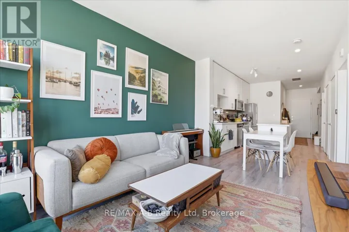 214 - 690 KING STREET W, Kitchener, Ontario N2G0B9