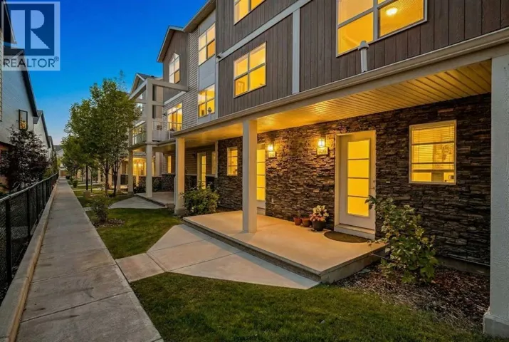 108 Redstone View NE, Calgary, Alberta T3N0M9