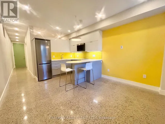 LOWER - 122 PENDRITH STREET, Toronto (Dovercourt-Wallace Emerson-Junction), Ontario M6G1R7