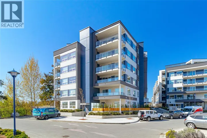 403 958 Pharoah Mews, Langford, British Columbia V9B7A1