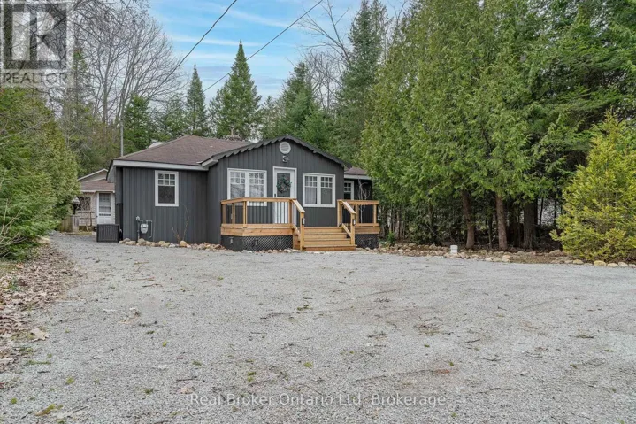 1071 LAWSON ROAD, Tiny, Ontario L0L1P0
