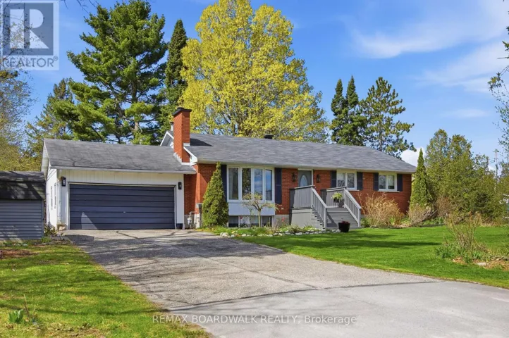 121 STAMFORD DRIVE, Drummond/North Elmsley, Ontario K7H3C1