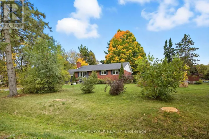 121 STAMFORD DRIVE, Drummond/North Elmsley, Ontario K7H3C1