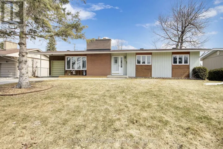 60 FOOTHILLS DRIVE, Ottawa, Ontario K2H6K3