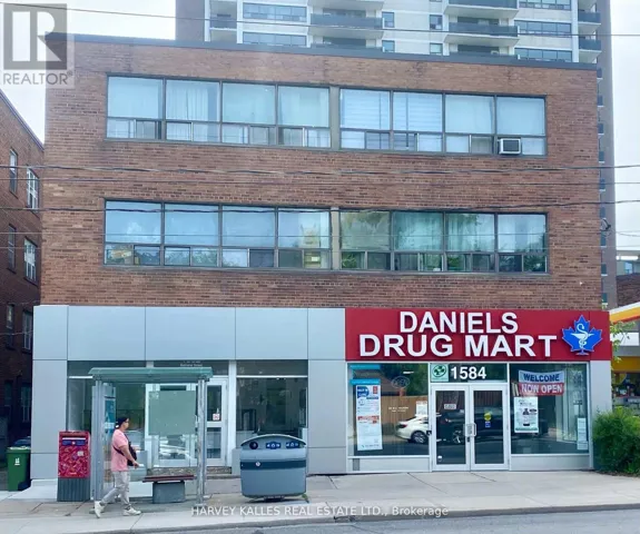 105 - 1582 BATHURST STREET, Toronto (Humewood-Cedarvale), Ontario M5P3H3
