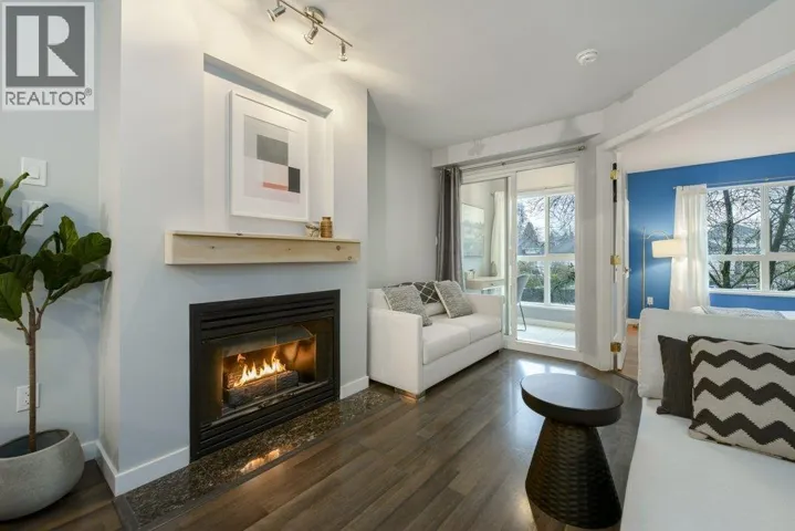 313 760 KINGSWAY, Vancouver, British Columbia V5V3C1