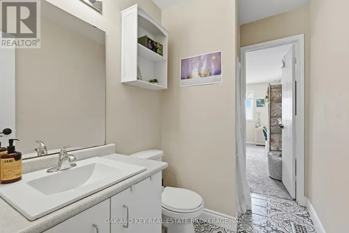 18 CHAPMAN COURT, London North (North I), Ontario N6G5A7