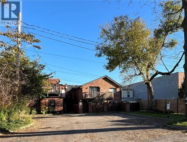 56 KING Street W Unit# A, Dundas, Ontario L9H1T8