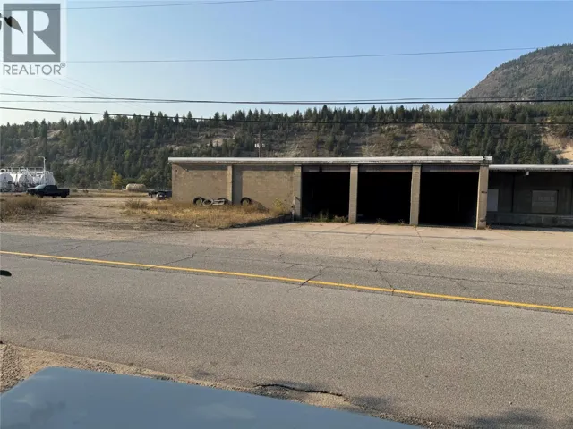 8075 Old Waneta Road, Trail, British Columbia V1R4X1