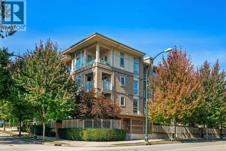 206 2665 MOUNTAIN HIGHWAY, North Vancouver, British Columbia V7J0A8