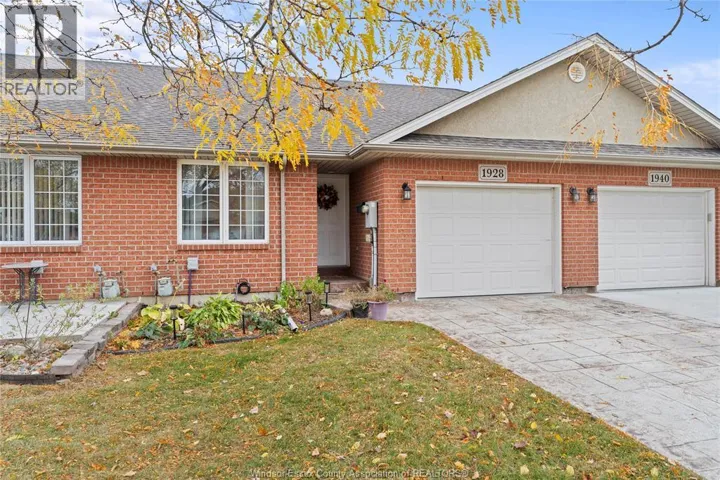 1928 QUESTA DRIVE, Windsor, Ontario N8P1M5