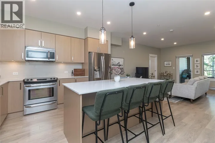 303 290 Wilfert Rd, View Royal, British Columbia V9C0H6