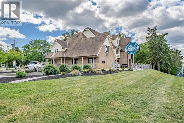 30 JOHN Street, Port Dover, Ontario N0A1N7