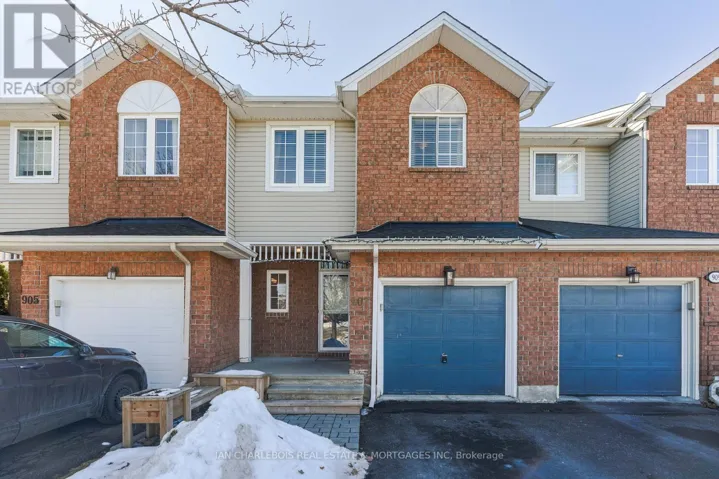 907 MARKWICK CRESCENT, Ottawa, Ontario K4A4J1