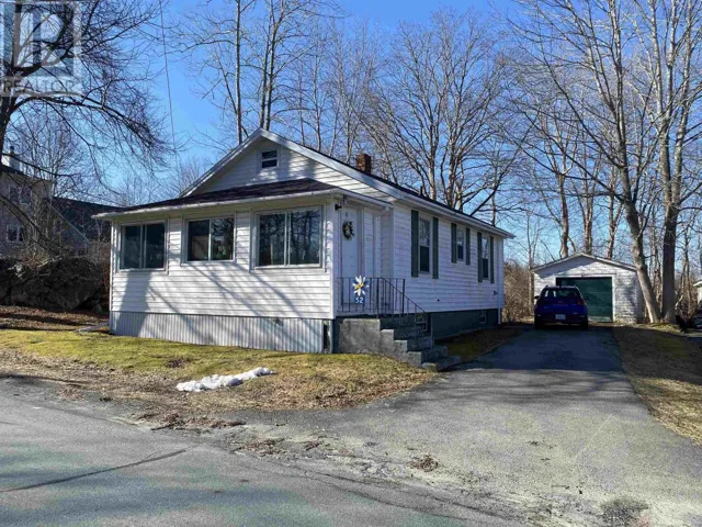 52 Park Street, Liverpool, Nova Scotia B0T1K0