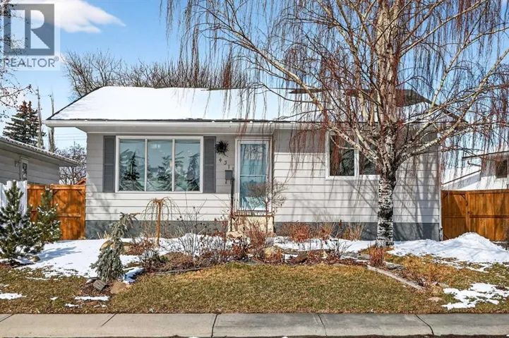 4311 Dovercrest Drive SE, Calgary, Alberta T2B1X6