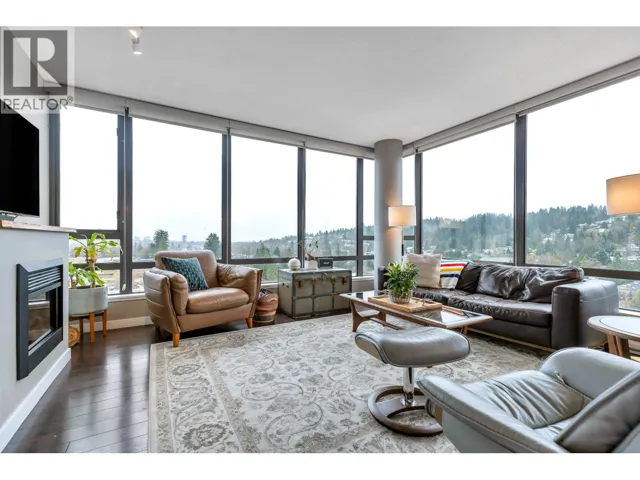 2002 400 CAPILANO ROAD, Port Moody, British Columbia V3H0E1