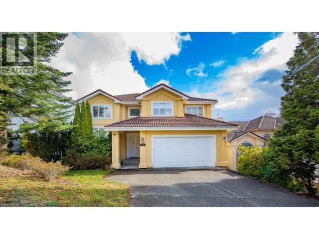 1645 PINETREE WAY, Coquitlam, British Columbia V3E3B7