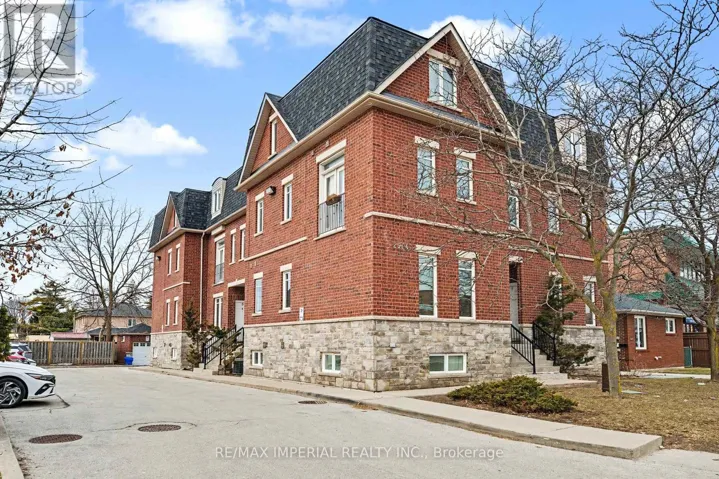 2 - 2964 ISLINGTON AVENUE, Toronto (Humber Summit), Ontario M9L2K6