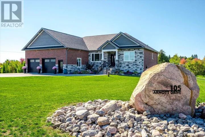 105 ARNOTT DRIVE, Selwyn, Ontario K0L1T0