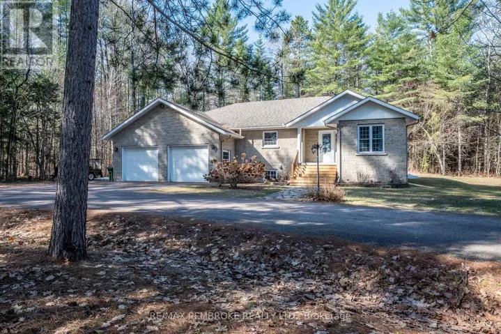 226 EICHSTAEDT ROAD, Petawawa, Ontario K8H2W8