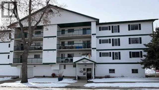 #206, 5007 52 Avenue, Ponoka, Alberta T4J1S3