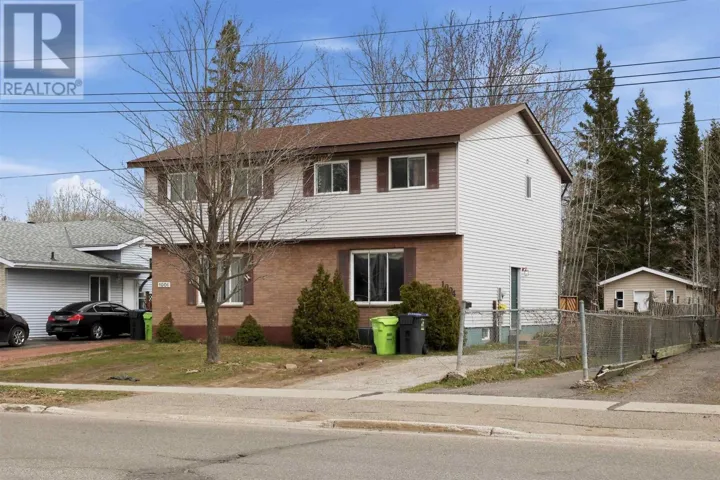 1004 Pine ST, Sault Ste. Marie, Ontario P6B5V1