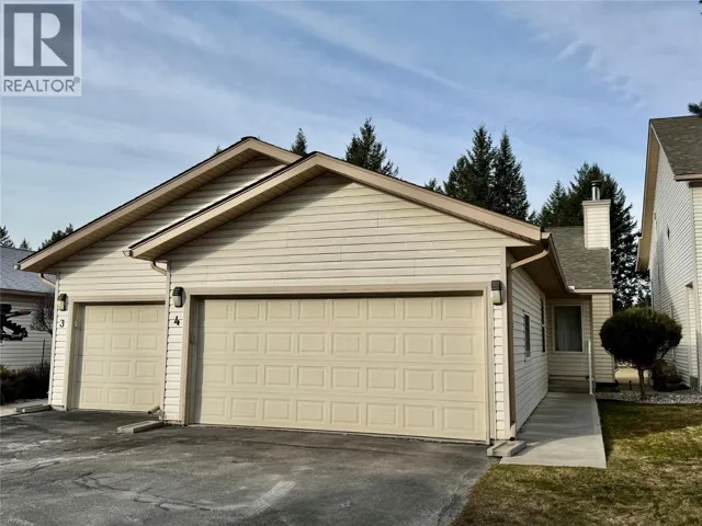 7559 Columbia Avenue Unit# 4, Radium Hot Springs, British Columbia V0A1M0
