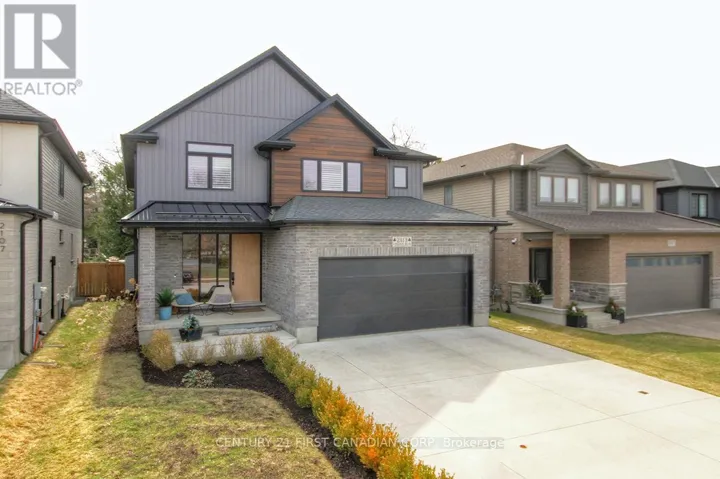 2113 LINKWAY BOULEVARD, London South (South A), Ontario N6K0K8