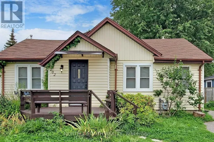 202 GARDEN AVENUE, Georgina (Keswick North), Ontario L4P2L4