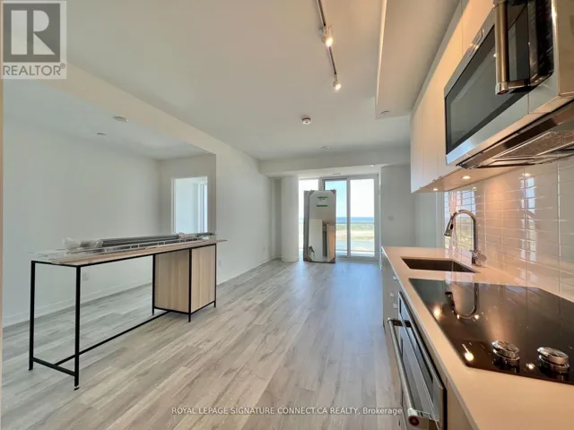 706 - 220 MISSINNIHE WAY, Mississauga (Port Credit), Ontario L5H0A9