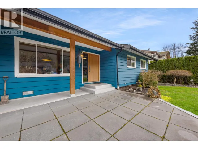 41562 ROD ROAD, Squamish, British Columbia V0N1H0