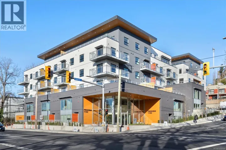 410 1102 Esquimalt Rd, Esquimalt, British Columbia V9A0L3