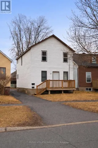 38 DANIS AVENUE, Cornwall, Ontario K6H5E3