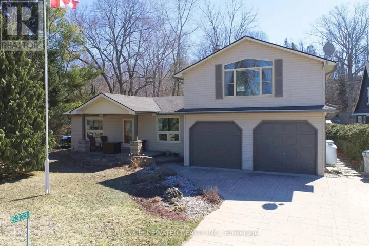 5333 BROADVIEW AVENUE, Lambton Shores, Ontario N0N1J7