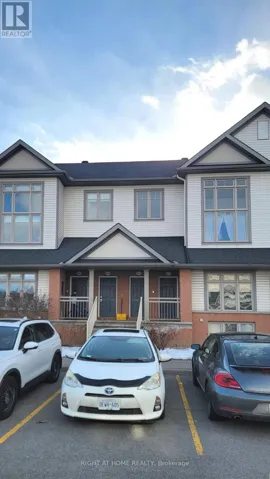 11 - 307 GALSTON PRIVATE, Ottawa, Ontario K1W0G3