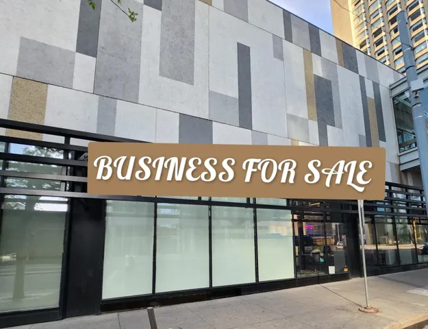 170 170, 10235 101 St NW, Edmonton, Alberta T5J3E8