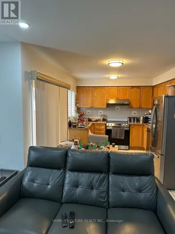 MAIN & 2ND FLR - 19 HUMMINGBIRD DRIVE, Toronto (Rouge), Ontario M1X1W8