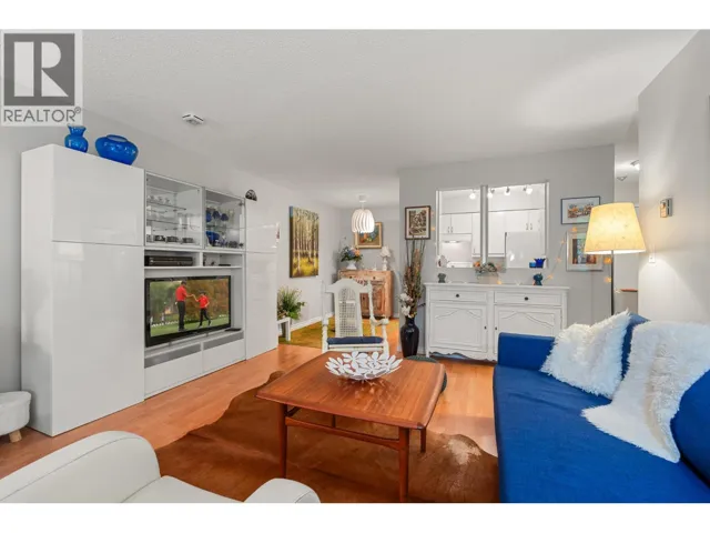 215 4373 HALIFAX STREET, Burnaby, British Columbia V5C5Z2