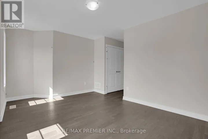 28 DOWNRIVER DRIVE, Welland (Dain City), Ontario L3B0M5