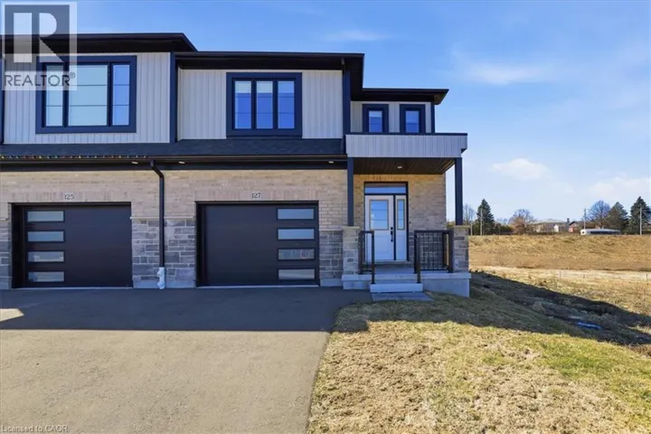 127 DUNNIGAN Drive, Kitchener, Ontario N2B0B1
