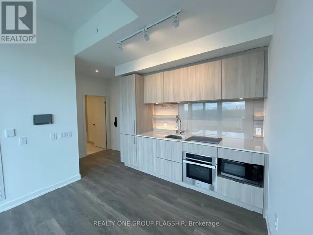 820 - 28 ANN STREET, Mississauga (Port Credit), Ontario L5G3G1