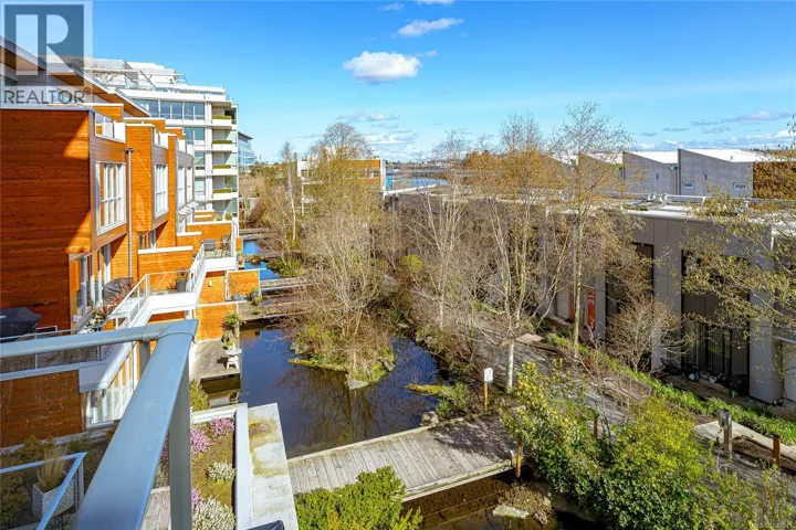 203 379 Tyee Rd, Victoria, British Columbia V9A0B4