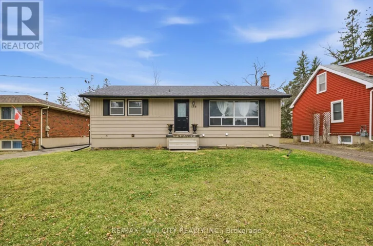 UPPER - 138 HENRY STREET, Brantford, Ontario N3S5C7