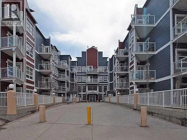 163, 333 Riverfront Avenue, Calgary, Alberta T2G0B1